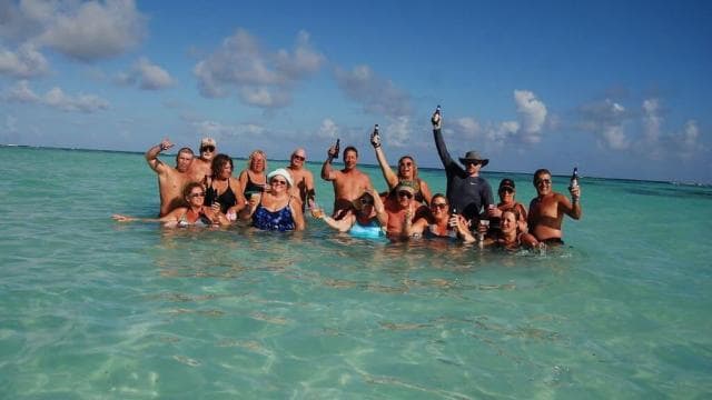 Punta Cana: Katamaránové dobrodružství se šnorchlováním a pitím — Guided tour and outdoor activity