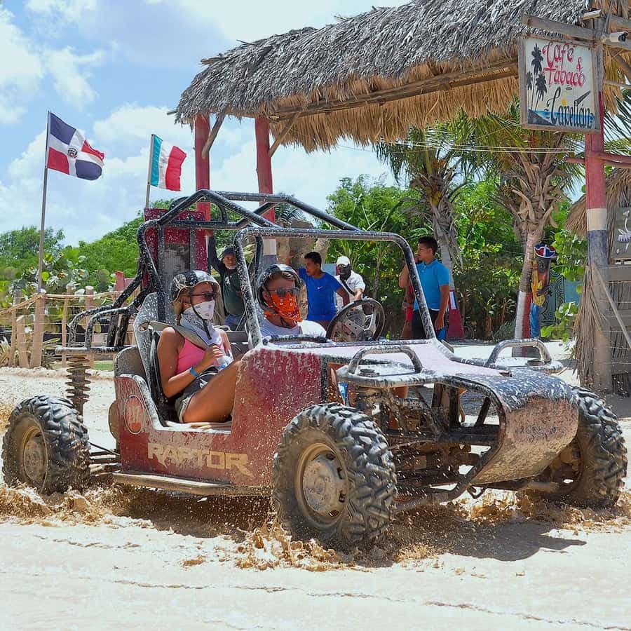 Punta Cana: Boogie Adventure Tour s pláží Macao — Guided tour and outdoor activity